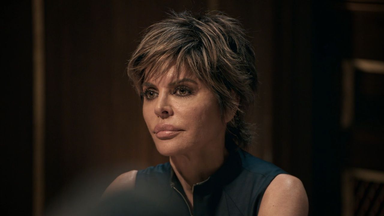 Being a traitor sounds like hard work, and Lisa Rinna revealed how much longer they film